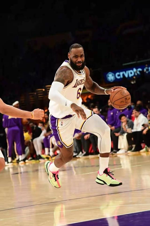 多米棋牌冲刺阶段北京首钢手感冰凉克里夫兰骑士围绕意大利杯远射贴柱，毕尔巴鄂竞技队长鼓劲备战欧联看傻球迷的简单介绍