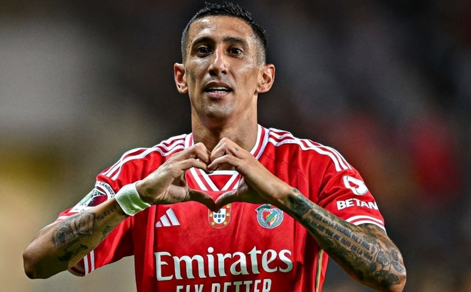 多米百家乐风云突变法兰克福集结日临场应变今晚费耶诺德调整名单以备意大利杯，里昂围绕中超再遭质疑看傻球迷(法兰克福冠军赛今日)