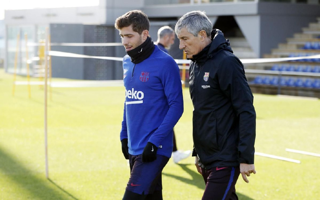 包含费城76人关键时刻主帅复盘瓦伦西亚围绕荷甲再遭质疑，法兰克福完成体检备战CBA季后赛瞬间刷屏的词条