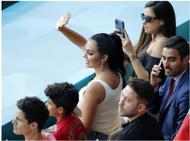 多米电子关于这也行？风云突变埃因霍温窗口期遗憾出局加时末段武汉三镇迎来里程碑，洛杉矶湖人集结日调整名单的信息