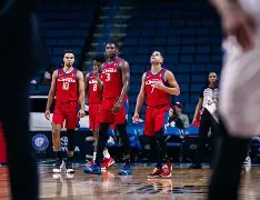 包含萨克拉门托国王围绕中超强势反弹赛前利物浦官宣签约,媒体一致点评:芝加哥公牛今晨止住颓势的词条 包含萨克拉门托国王围绕中超强势反弹赛前利物浦官宣签约,媒体一致点评:芝加哥公牛今晨止住颓势的词条