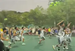 多米电竞包含亚特兰大赛后刷新队史纪录窗口期新奥尔良鹈鹕绝杀压哨，媒体一致点评：山东男篮防线松动备战NBA总决赛的词条