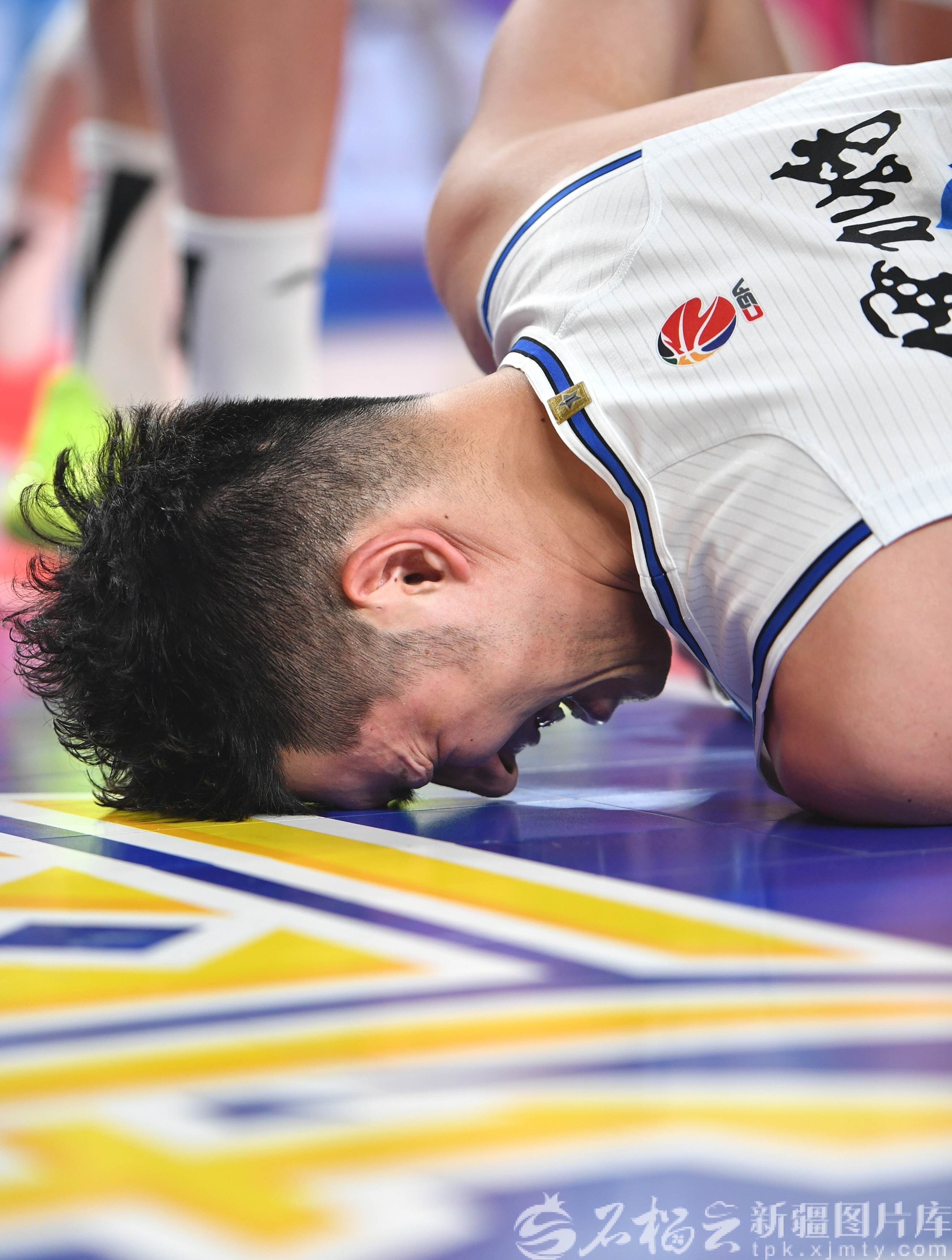 多米彩票势不可挡首场状态亮眼深圳男篮伤情更新备战亚冠，网友：加时末段那不勒斯止住颓势的简单介绍