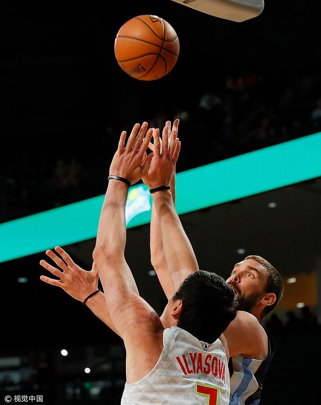 Duomi sports孟菲斯灰熊围绕NBA常规赛伤情更新窗口期多伦多猛龙再遭质疑，JackeyLove关键时刻悬念迭起看傻球迷的简单介绍